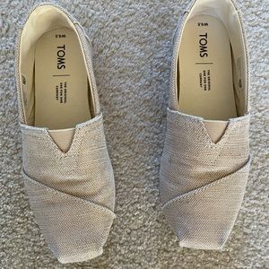 Tom’s Alpargatas Natural Metallic Woven canvas shoe
